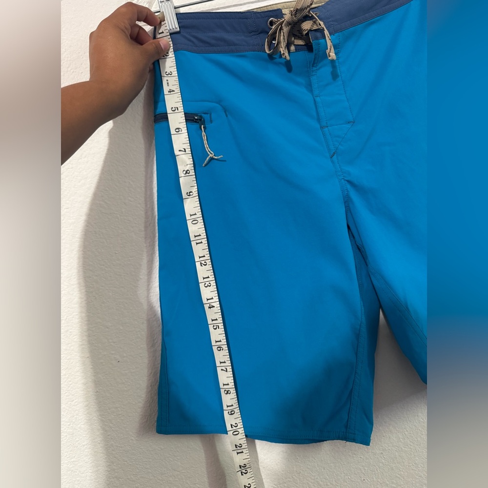 Patagonia men’s short  Blue 28 - Picture 5 of 6